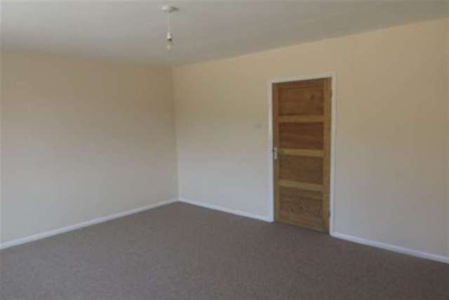  Image of 3 bedroom Semi-Detached house to rent in Bancroft Lane Mansfield NG18 at Mansfield, NG18 5LL