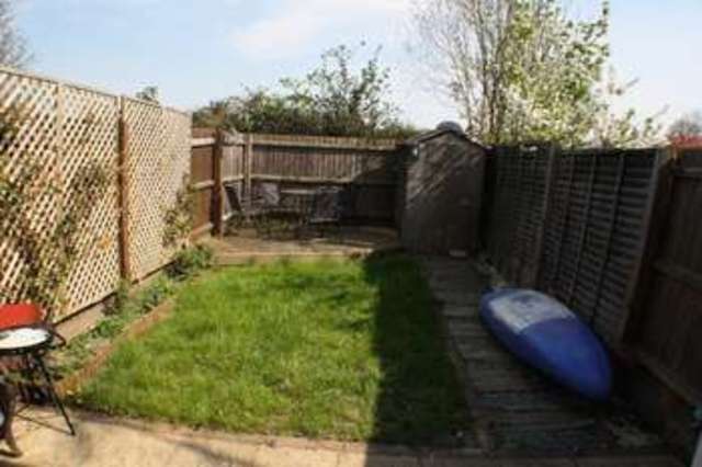  Image of 2 bedroom Semi-Detached house to rent in Barley Gardens Winnersh Wokingham RG41 at Barley Gardens Winnersh Wokingham, RG41 5JL