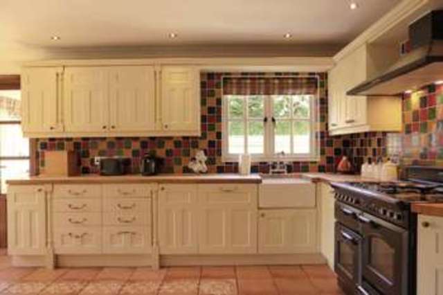  Image of 4 bedroom Detached house for sale in Barton Road Wisbech PE13 at 172 Barton Road  Wisbech, PE13 4TG
