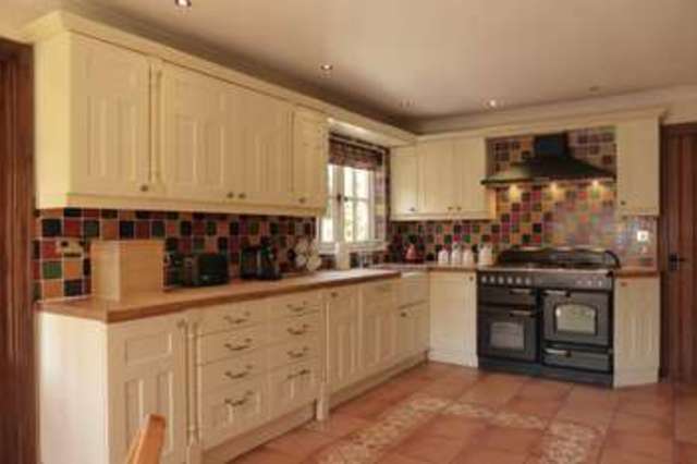  Image of 4 bedroom Detached house for sale in Barton Road Wisbech PE13 at 172 Barton Road  Wisbech, PE13 4TG