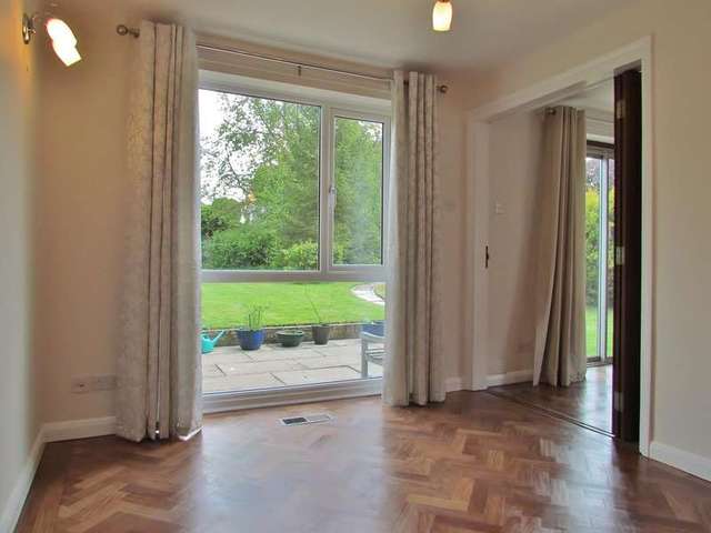  Image of 4 bedroom Detached house to rent in Bath Street Abingdon OX14 at Abingdon, OX14 1EA