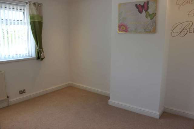  Image of 3 bedroom Terraced house to rent in Beacon Park Road Beacon Park Plymouth PL2 at Beacon Park Road Beacon Park Plymouth, PL2 2QP