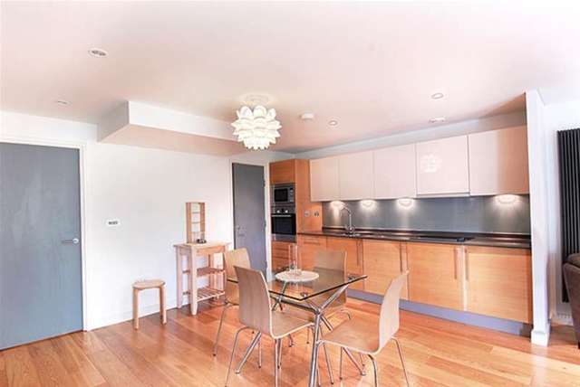  Image of 1 bedroom Flat to rent in Bermondsey Square London SE1 at London Bridge, SE1 3UN