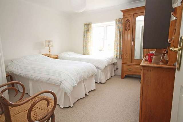  Image of 4 bedroom Detached house for sale in Berrall Way Billingshurst RH14 at Billingshurst, RH14 9PQ