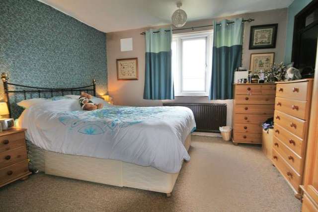  Image of 3 bedroom Terraced house for sale in Coombe Hill Billingshurst RH14 at Billingshurst West Sussex, RH14 9LA