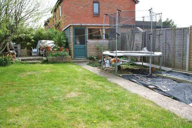  Image of 3 bedroom Terraced house for sale in Coombe Hill Billingshurst RH14 at Billingshurst West Sussex, RH14 9LA