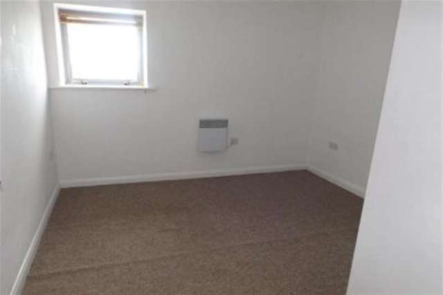  Image of 1 bedroom Flat to rent in Birley Street Preston PR1 at Preston, PR1 2AQ