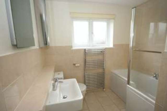  Image of 4 bedroom Detached house for sale in Byron Close Bishops Waltham Southampton SO32 at Byron Close Bishops Waltham Southampton, SO32 1RS