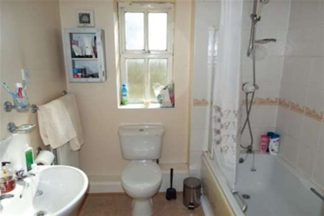  Image of 2 bedroom Flat to rent in Westmorland Road Newcastle upon Tyne NE4 at Newcastle upon Tyne, NE4 6EF
