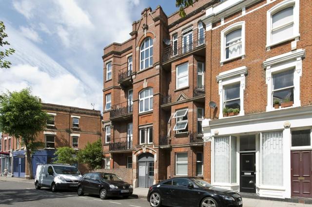  Image of 1 bedroom Flat to rent in Blythe Road London W14 at Blythe Road  London, W14 0HF