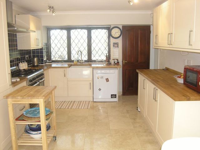  Image of 4 bedroom Detached house for sale in Riversdale Bourne End SL8 at Riversdale  Bourne End, SL8 5EB