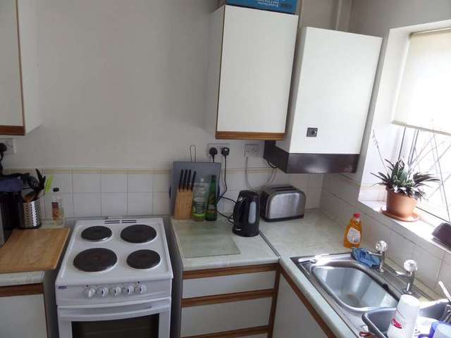  Image of 2 bedroom Terraced house to rent in Bowman Close Stratton Swindon SN3 at Stratton St Margaret Swindon Wilts, SN3 4YQ