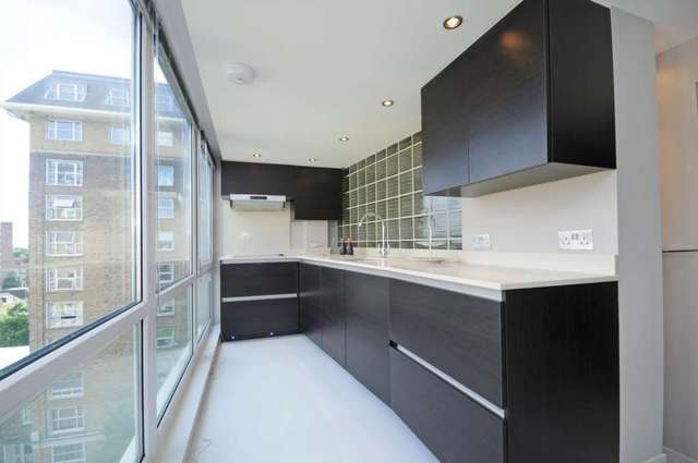  Image of 3 bedroom Flat to rent in St. Johns Wood Park London NW8 at St John`s Wood Park St John`s Wood London, NW8 6NL