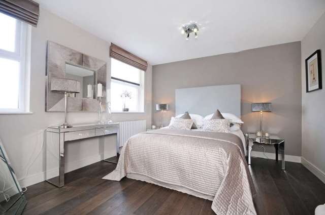  Image of 3 bedroom Flat to rent in St. Johns Wood Park London NW8 at St John`s Wood Park St John`s Wood London, NW8 6NL
