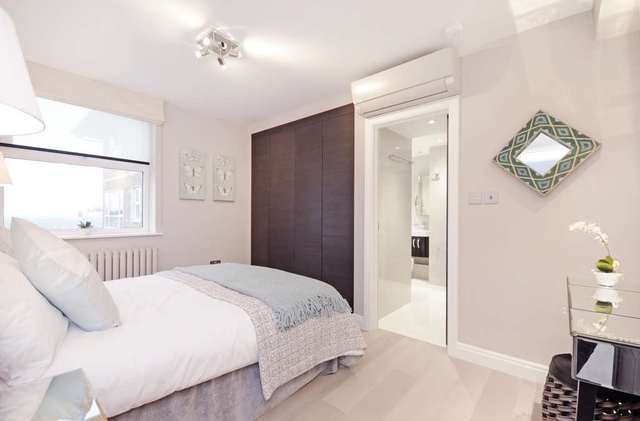  Image of Flat to rent in St. Johns Wood Park London NW8 at St John`s Wood Park St John`s Wood London, NW8 6NL