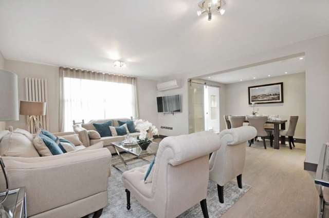  Image of 3 bedroom Apartment to rent in St. Johns Wood Park London NW8 at St Johns Wood Park St John`s Wood London, NW8 6NL