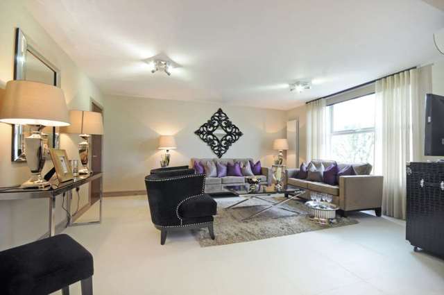  Image of 3 bedroom Apartment to rent in St. Johns Wood Park London NW8 at St John`s Wood Park St John`s Wood London, NW8 6NL