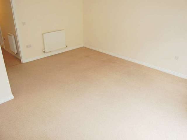  Image of 4 bedroom Detached house to rent in Bramley Copse Long Ashton Bristol BS41 at Bristol, BS41 9FG