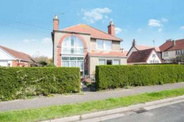  Image of 5 bedroom Detached house for sale in Brancaster Drive Skegness PE25 at Skegness Lincolnshire Skegness, PE25 1AT