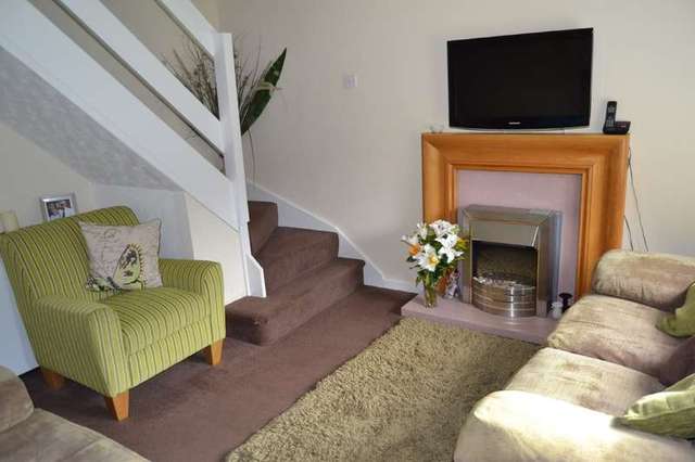  Image of 2 bedroom Town House to rent in Branstone Grove Ossett WF5 at Gawthorpe Ossett, WF5 9ST