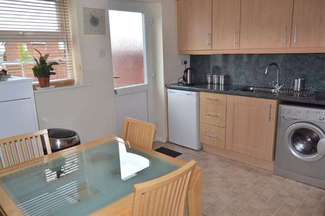  Image of 2 bedroom Town House to rent in Branstone Grove Ossett WF5 at Gawthorpe Ossett, WF5 9ST