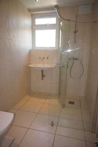  Image of 4 bedroom Terraced house to rent in Broadwater Road London SW17 at Broadwater Road  Tooting, SW17 0DX