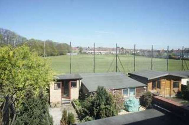  Image of 4 bedroom Terraced house to rent in Broadwater Road London SW17 at Broadwater Road  Tooting, SW17 0DX