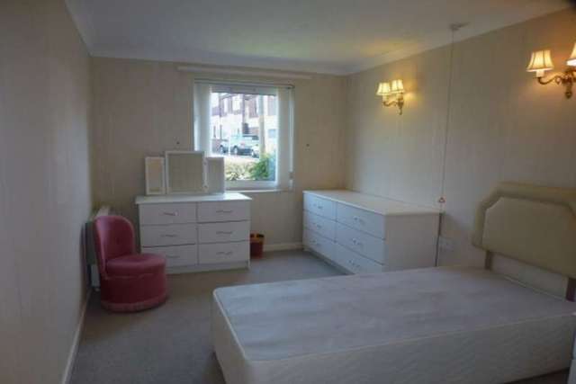  Image of 1 bedroom Apartment for sale in Brookside Road Gatley Cheadle SK8 at BROOKSIDE ROAD GATLEY CHEADLE, SK8 4BG