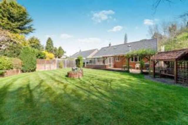  Image of 3 bedroom Bungalow for sale in Davey Close Bungay NR35 at Bungay Suffolk Mettingham, NR35 1LN
