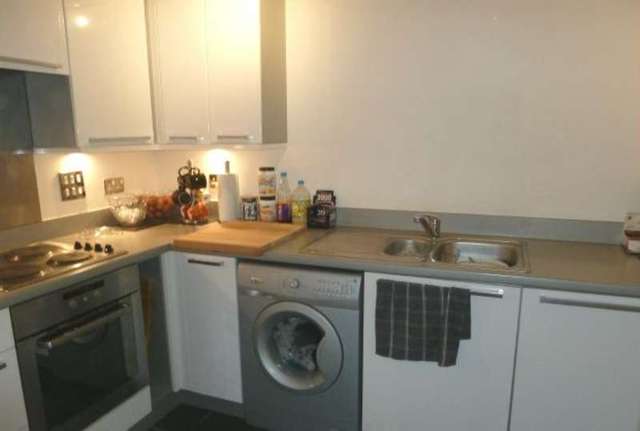  Image of 2 bedroom Flat for sale in Eaton Avenue Slough SL1 at Burnham Gate  Slough, SL1 6EZ