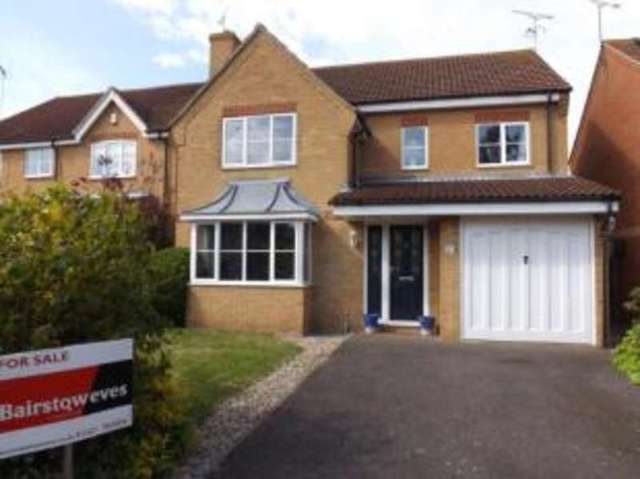  Image of 4 bedroom Detached house for sale in Beauchamps Burnham-on-Crouch CM0 at Burnham-on-Crouch Essex Stoneyhills, CM0 8PR