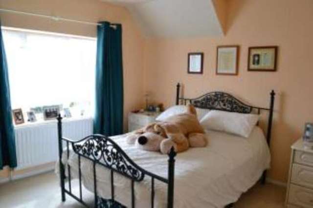  Image of 4 bedroom Detached house for sale in Beauchamps Burnham-on-Crouch CM0 at Burnham-on-Crouch Essex Stoneyhills, CM0 8PR