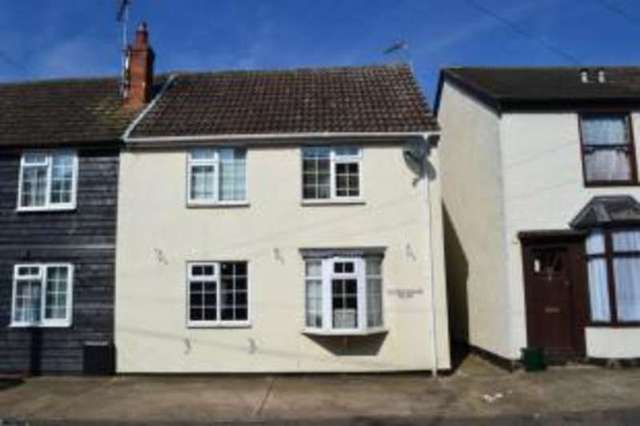  Image of 3 bedroom Semi-Detached house for sale in Lilian Road Burnham-on-Crouch CM0 at Burnham-on-Crouch Essex Burnham-on-Crouch, CM0 8DT
