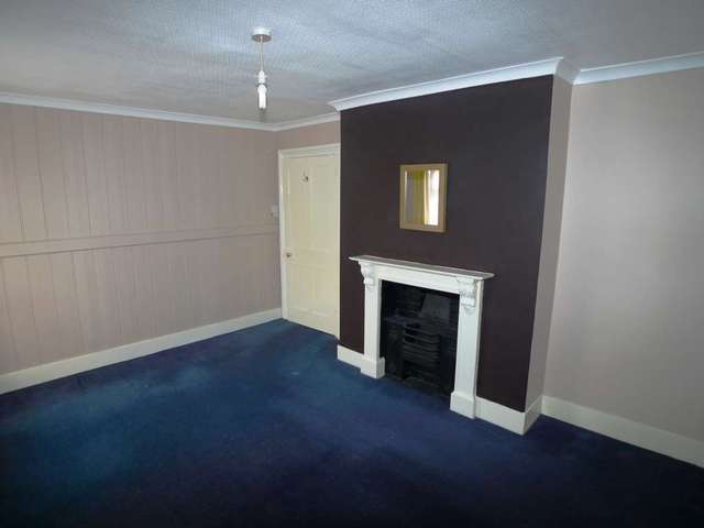  Image of 2 bedroom End of Terrace to rent in Burnt Oak Lane Blackfen Sidcup DA15 at Burnt Oak Lane  Sidcup, DA15 9DB