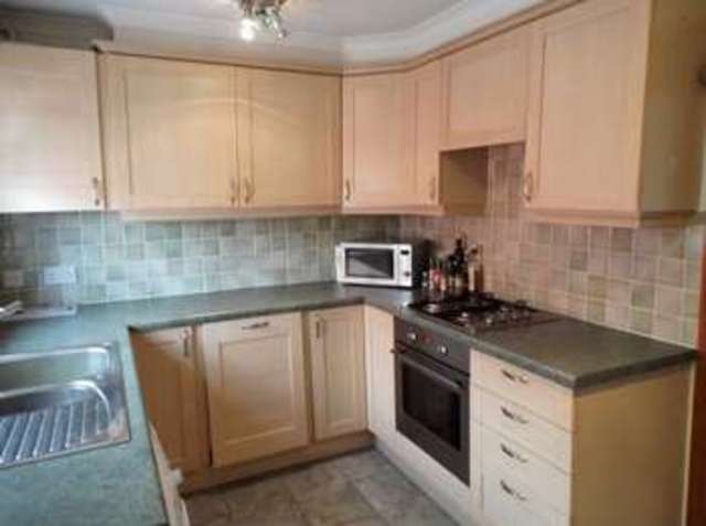  Image of 2 bedroom Terraced house to rent in Caernarvon Road Chichester PO19 at Caernarvon Road  Chichester, PO19 7YB