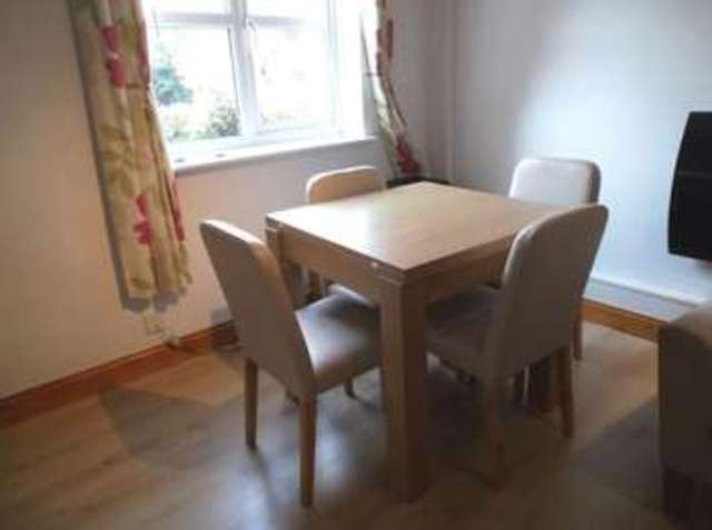  Image of 2 bedroom Terraced house to rent in Caernarvon Road Chichester PO19 at Caernarvon Road  Chichester, PO19 7YB