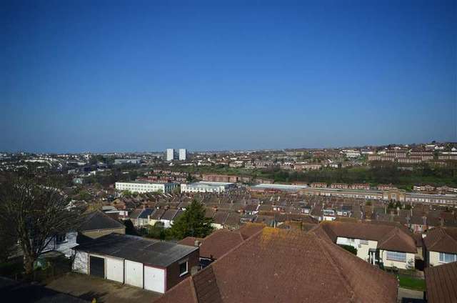  Image of 4 bedroom Terraced house for sale in Canfield Road Brighton BN2 at Brighton East Sussex Brighton, BN2 4DN