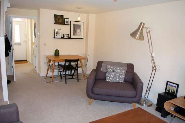  Image of 2 bedroom Flat to rent in Cardinal Place Southampton SO16 at Southampton, SO16 4HN
