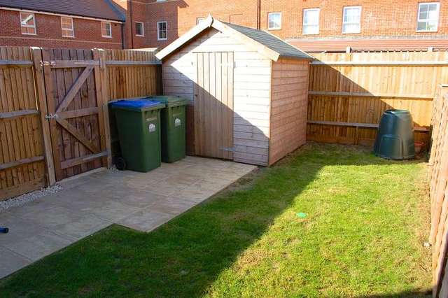  Image of 2 bedroom Flat to rent in Cardinal Place Southampton SO16 at Southampton, SO16 4HN