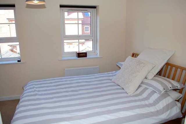  Image of 2 bedroom Flat to rent in Cardinal Place Southampton SO16 at Southampton, SO16 4HN
