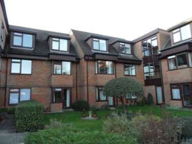  Image of 2 bedroom Flat to rent in Dean Street Marlow SL7 at Dean Street  Marlow, SL7 3BW