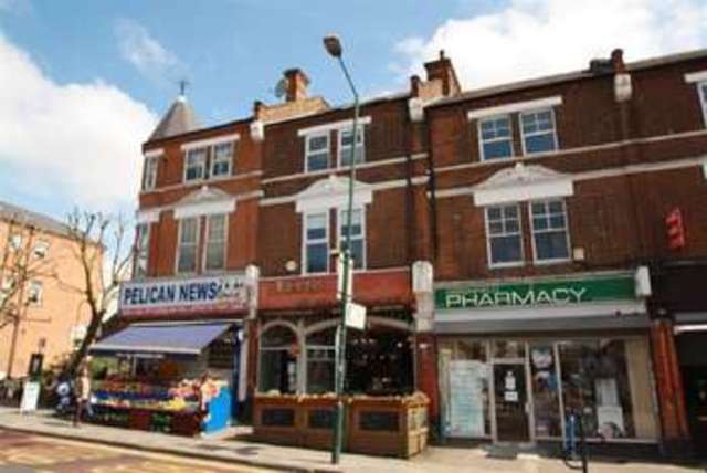  Image of Studio flat to rent in Chamberlayne Road London NW10 at Chamberlayne Road Kensal Rise Kensal Rise, NW10 3ND
