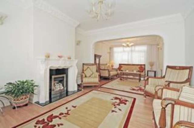  Image of 3 bedroom Semi-Detached house for sale in Cherrydown Avenue London E4 at Chingford  Chingford, E4 8DU