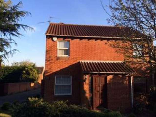  Image of 2 bedroom Detached house to rent in Chilcombe Way Lower Earley Reading RG6 at Chilcombe Way Lower Earley Reading, RG6 3DD