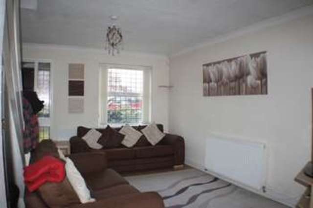  Image of 2 bedroom Detached house to rent in Chilcombe Way Lower Earley Reading RG6 at Chilcombe Way Lower Earley Reading, RG6 3DD