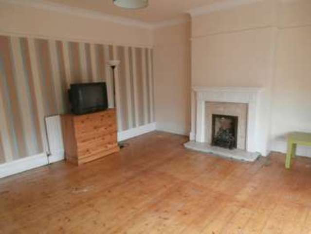  Image of 2 bedroom Flat to rent in Chillingham Road Heaton Newcastle upon Tyne NE6 at Chillingham Road  Newcastle Upon Tyne, NE6 5SD