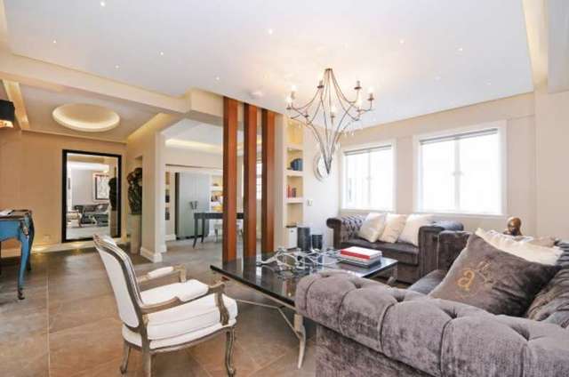 Image of 2 bedroom Apartment for sale in Baker Street London NW1 at Chiltern Court Baker Street London, NW1 5SJ