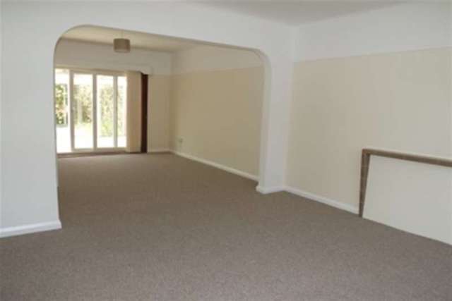  Image of 3 bedroom Detached house to rent in Wickfield Avenue Christchurch BH23 at Christchurch, BH23 1JB