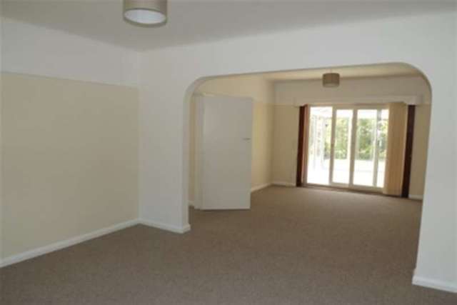  Image of 3 bedroom Detached house to rent in Wickfield Avenue Christchurch BH23 at Christchurch, BH23 1JB