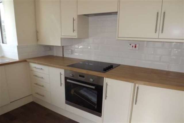 Image of 3 bedroom Detached house to rent in Wickfield Avenue Christchurch BH23 at Christchurch, BH23 1JB